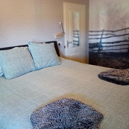 B&B Typisch Lelies Liessel Buitenkant foto